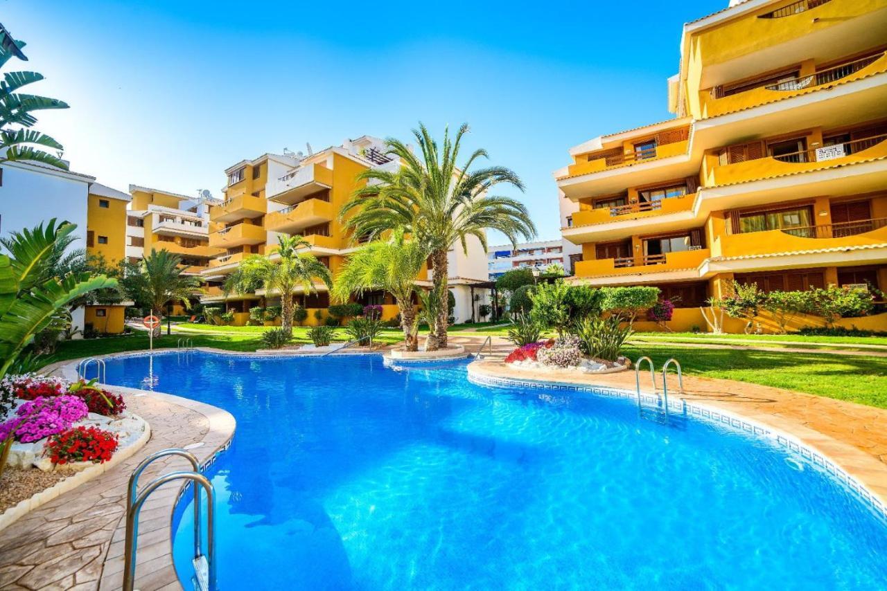 La Entrada Beach Club Torrevieja Kültér fotó